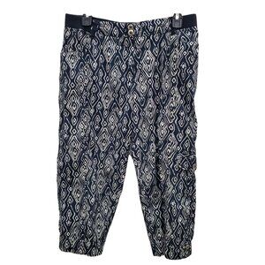 Chico's Women's Black White Ikat Print Cotton Cropped‎ Leg Casual Cargo Pants 1